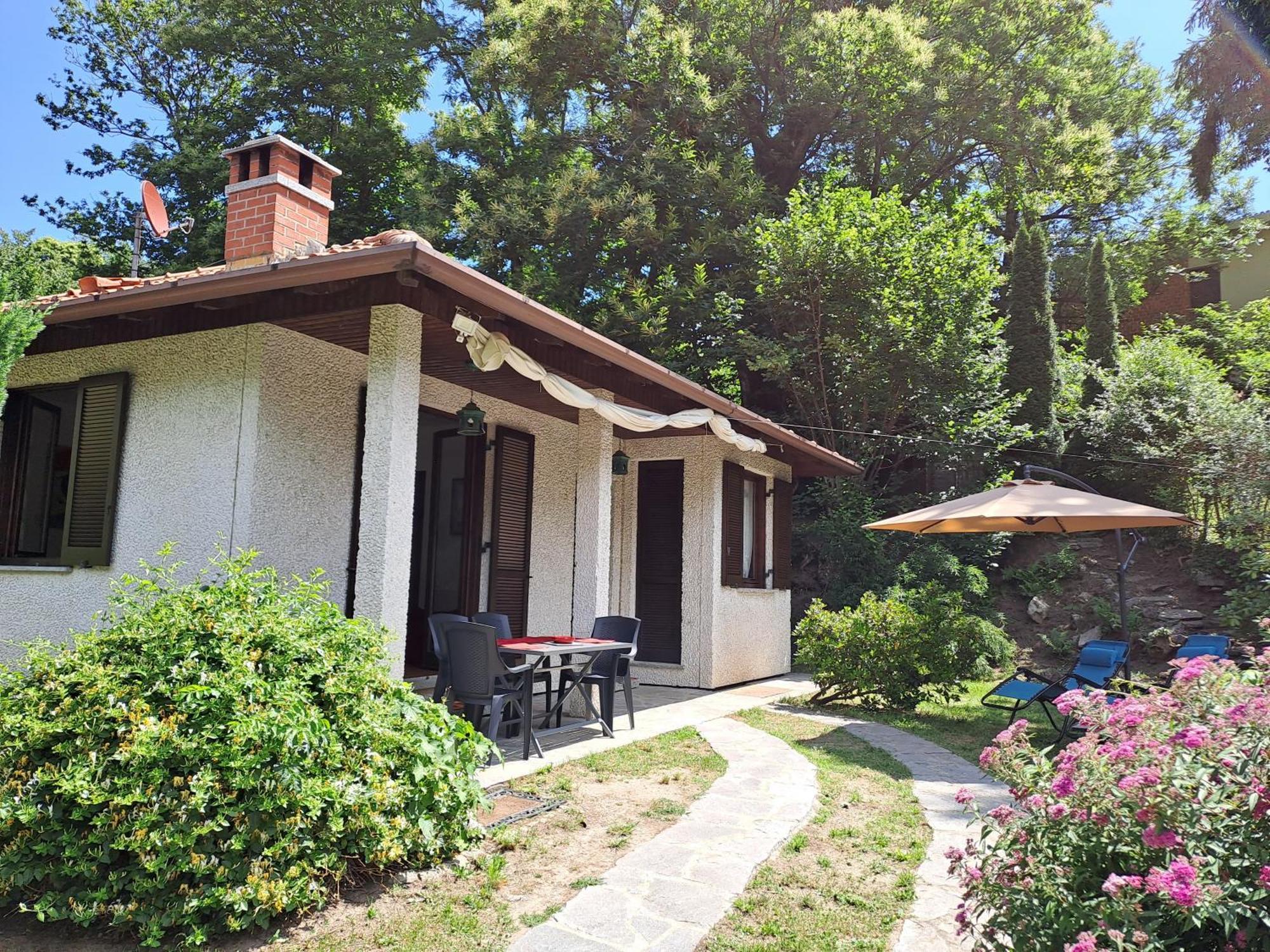 Villetta Singola Con Giardino Cottage Ghisallo Zona Bellagio Magreglio Eksteriør billede
