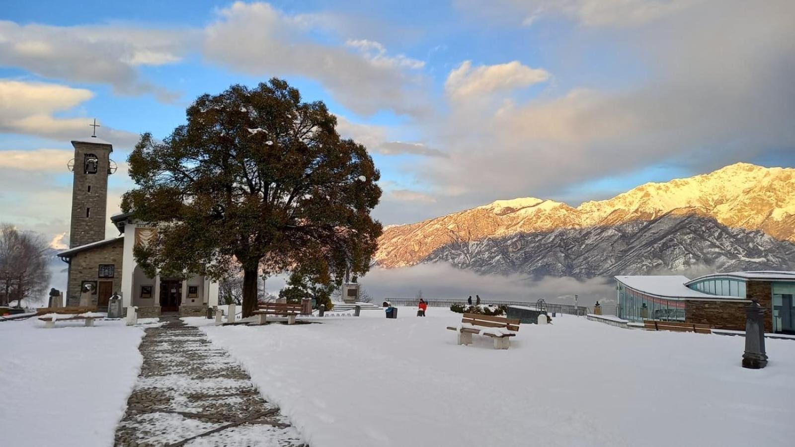 Villetta Singola Con Giardino Cottage Ghisallo Zona Bellagio Magreglio Eksteriør billede